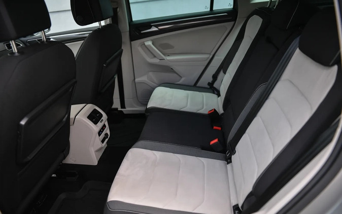 Volkswagen Tiguan cena 114900 przebieg: 91000, rok produkcji 2018 z Rzeszów małe 781